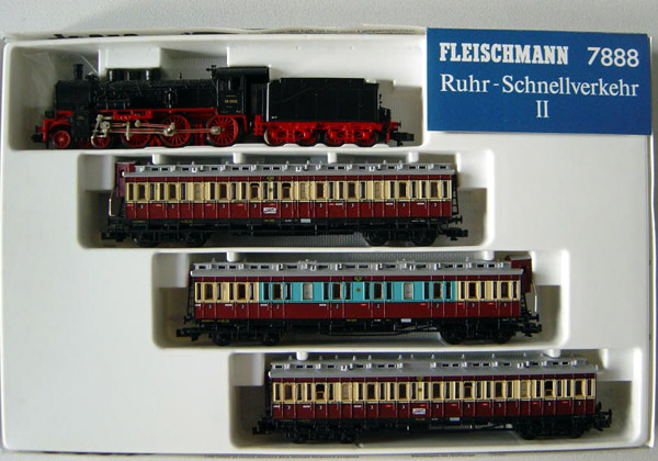 画像1: 鉄道模型 フライシュマン Fleischmann 7888 Rhur Schnellverkehr II BR 38 蒸気機関車 客車列車セット DRG 限定品 Nゲージ