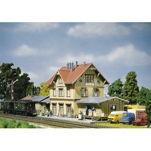 画像: 鉄道模型 ファーラー Faller 110107 Guglingen Station. 駅 HOゲージ