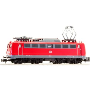 画像: 鉄道模型 ホビートレイン HobbyTrain 2831 BR110 140-1 赤 電気機関車 Nゲージ