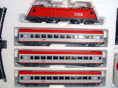 画像2: 鉄道模型 PIKO ピコ 96947 OBB 3 EC-Wagen スターターセット H0ゲージ