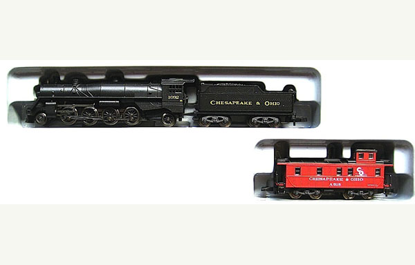 画像2: 鉄道模型 メルクリン Marklin 88812 ミニクラブ mini-club チェサピーク・アンド・オハイオ鉄道 ミカド型蒸気機関車+車掌車 Zゲージ