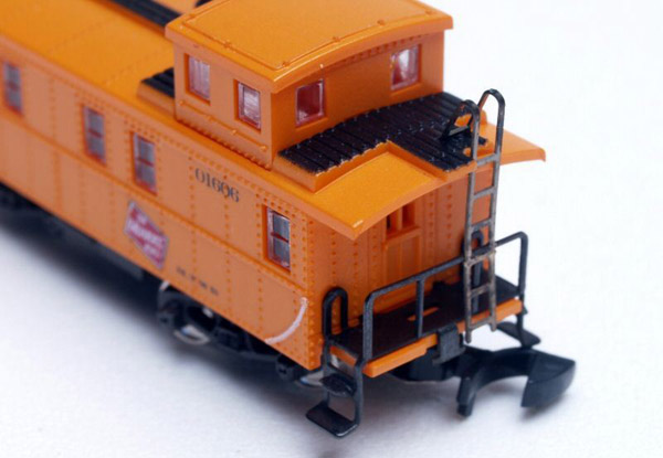 画像3: 鉄道模型 メルクリン Marklin 88603 ミルウォーキー鉄道 F7 ディーゼル機関車+車掌車セット Zゲージ