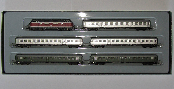 画像1: 鉄道模型 メルクリン Marklin 81175 DB V200.0 ディーゼル機関車 旅客列車セット Zゲージ