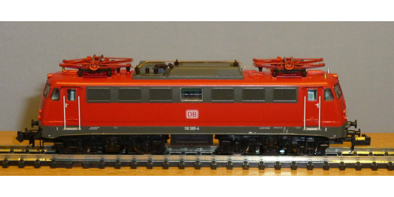画像1: 鉄道模型 ホビートレイン HobbyTrain 2805 BR110 赤 電気機関車 Nゲージ