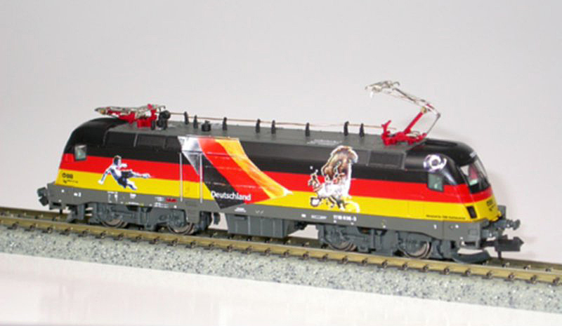 画像1: 鉄道模型 ホビートレイン HobbyTrain 2752 OBB BR 182 Taurus 電気機関車 Nゲージ